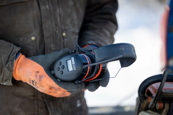 AIR DEFENDER AM/FM MUFF | Bolts Plus Inc.